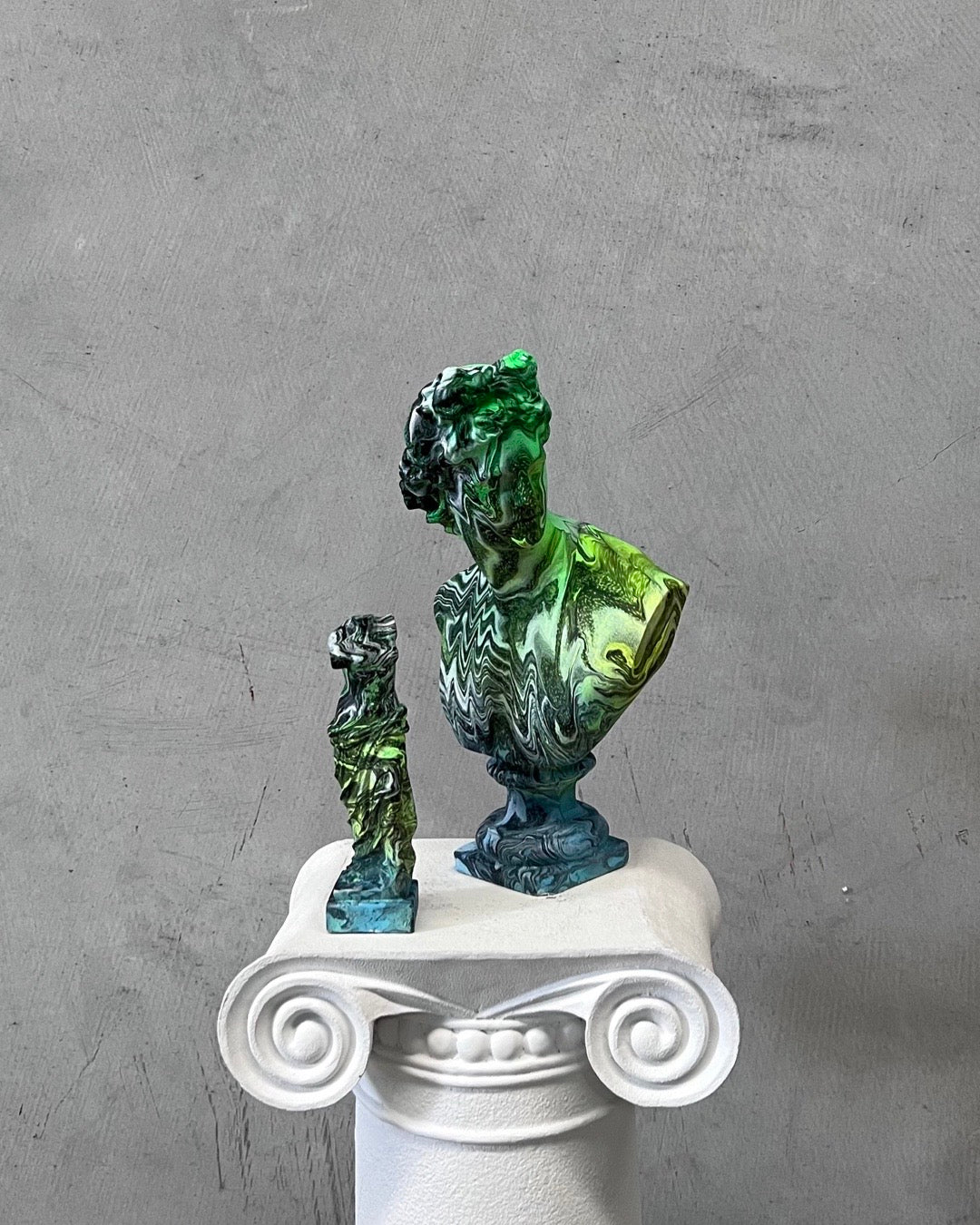 AF x FIGURE FEMININE - Apollo - Volt/Blue/Neon Green