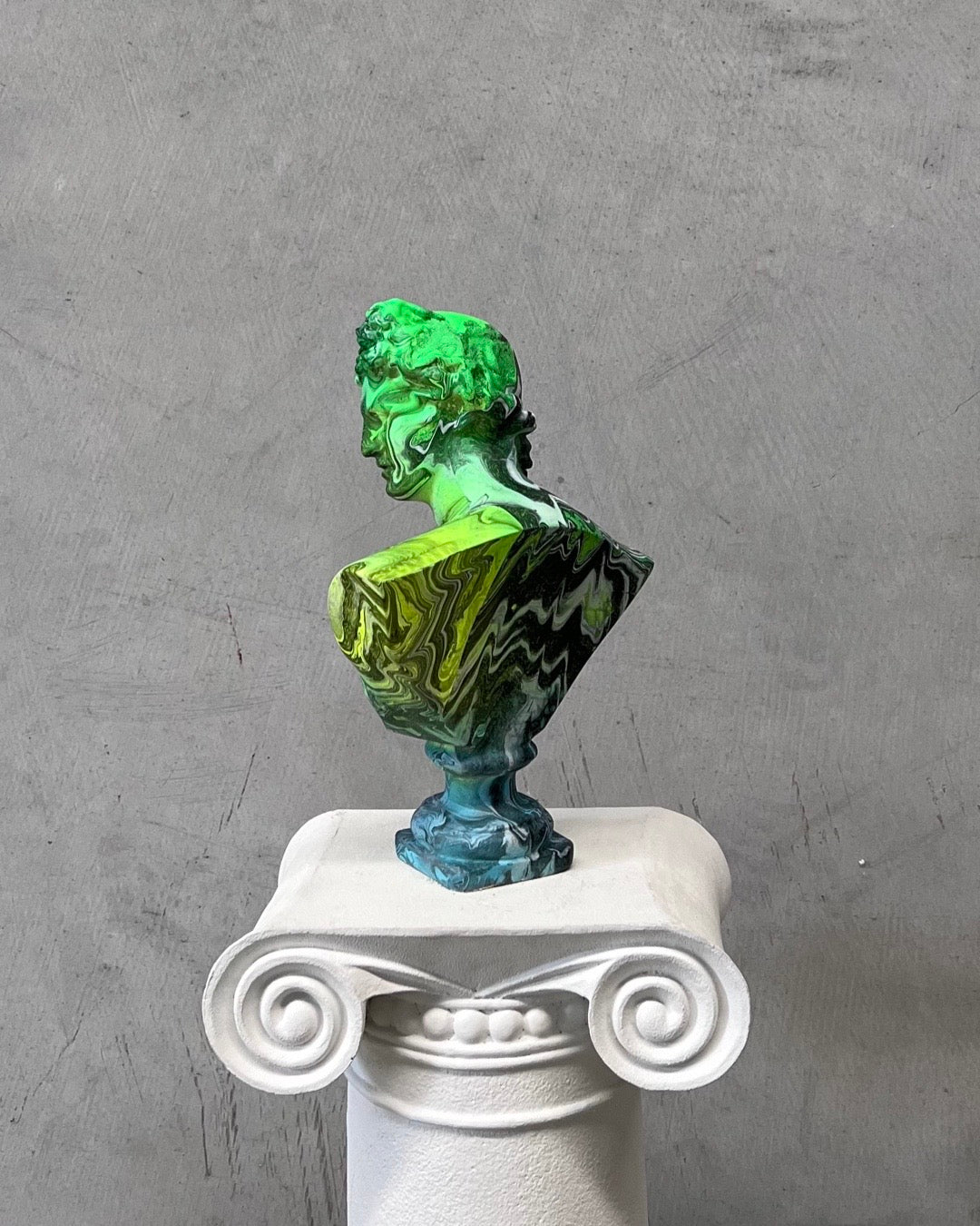 AF x FIGURE FEMININE - Apollo - Volt/Blue/Neon Green