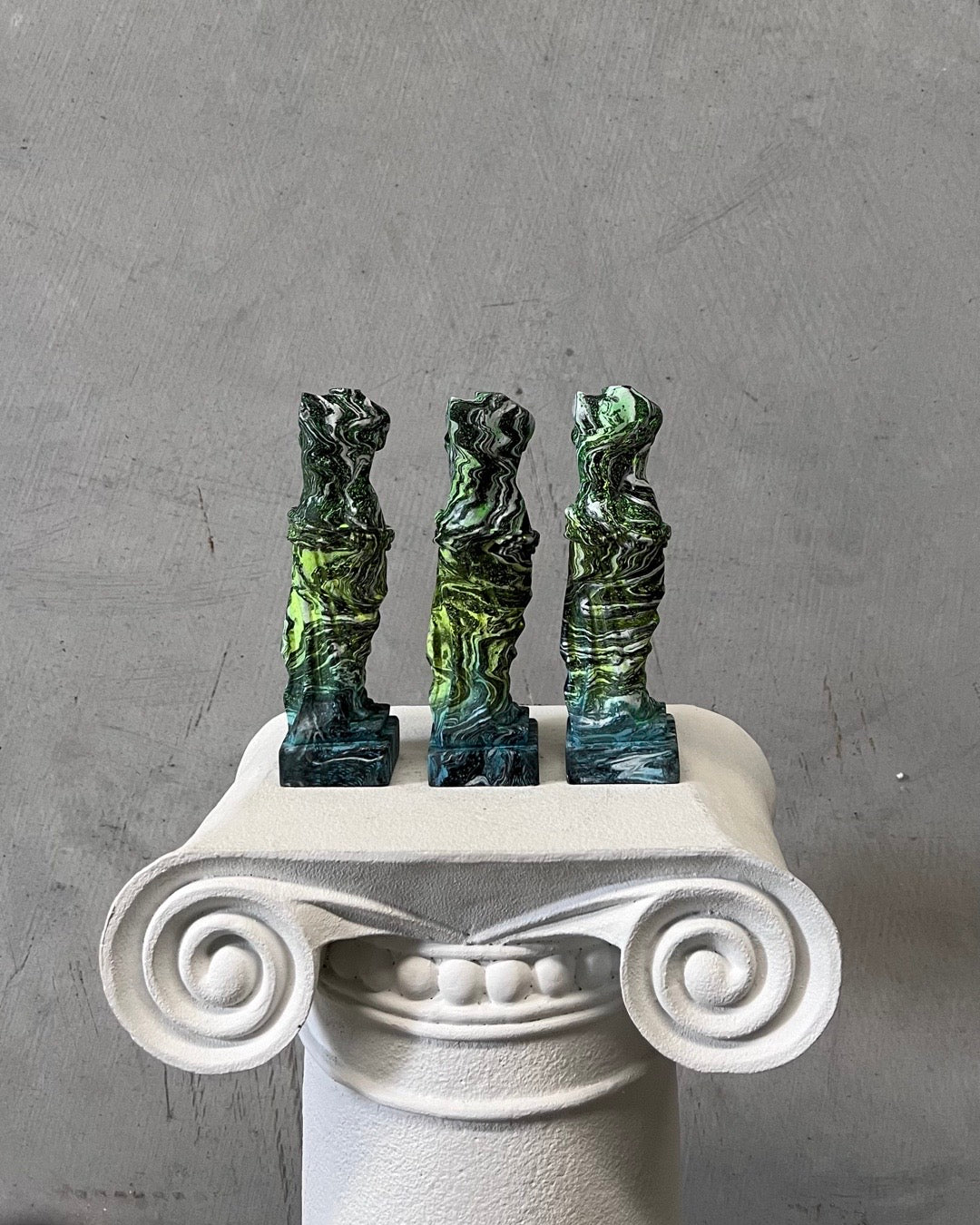 AF x FIGURE FEMININE - Venus - Volt/Blue/Neon Green