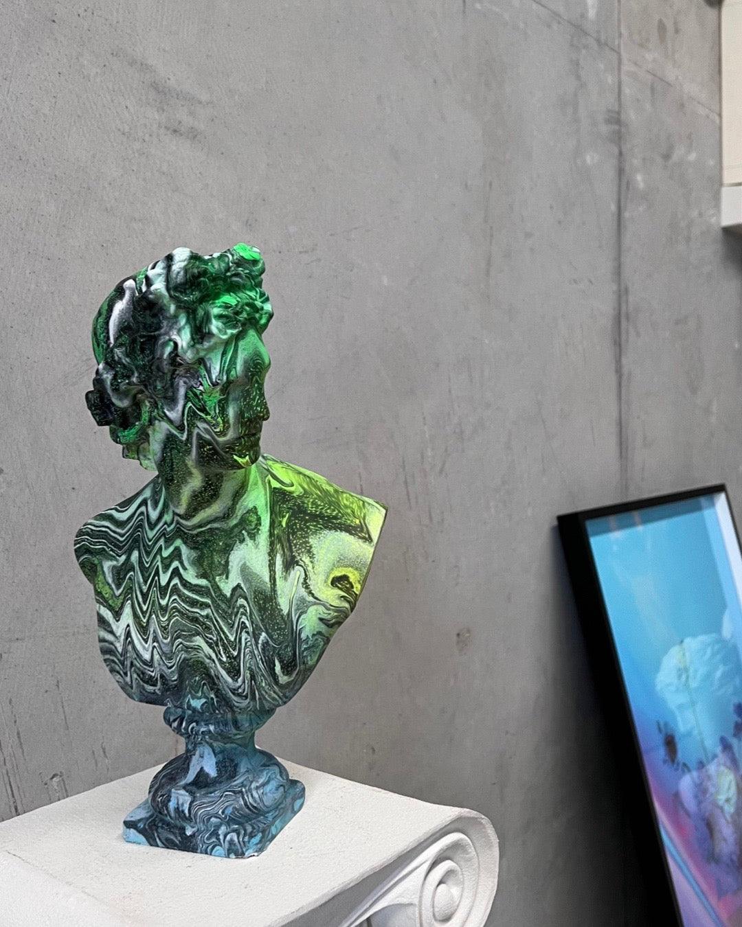 AF x FIGURE FEMININE - Apollo - Volt/Blue/Neon Green